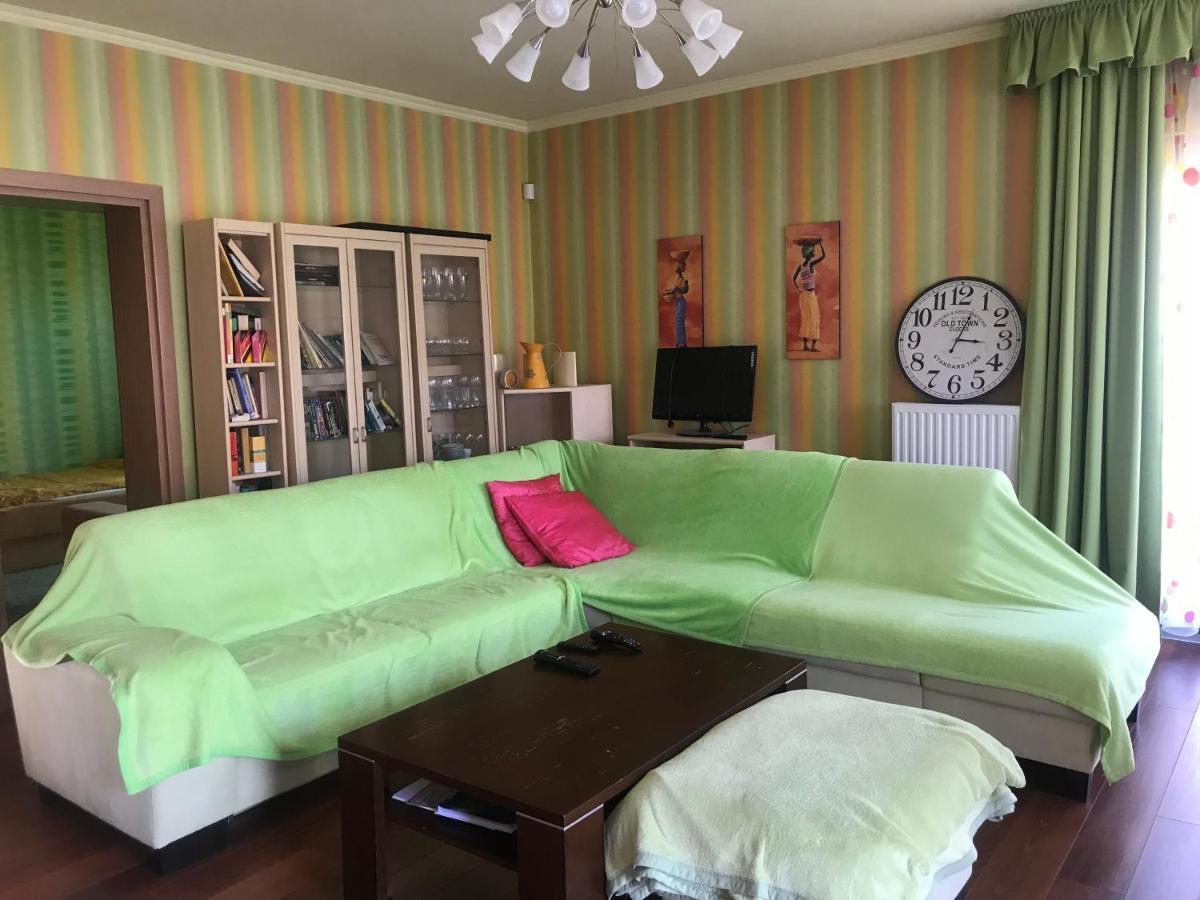 Nyaralo Villa Balatonszarszo